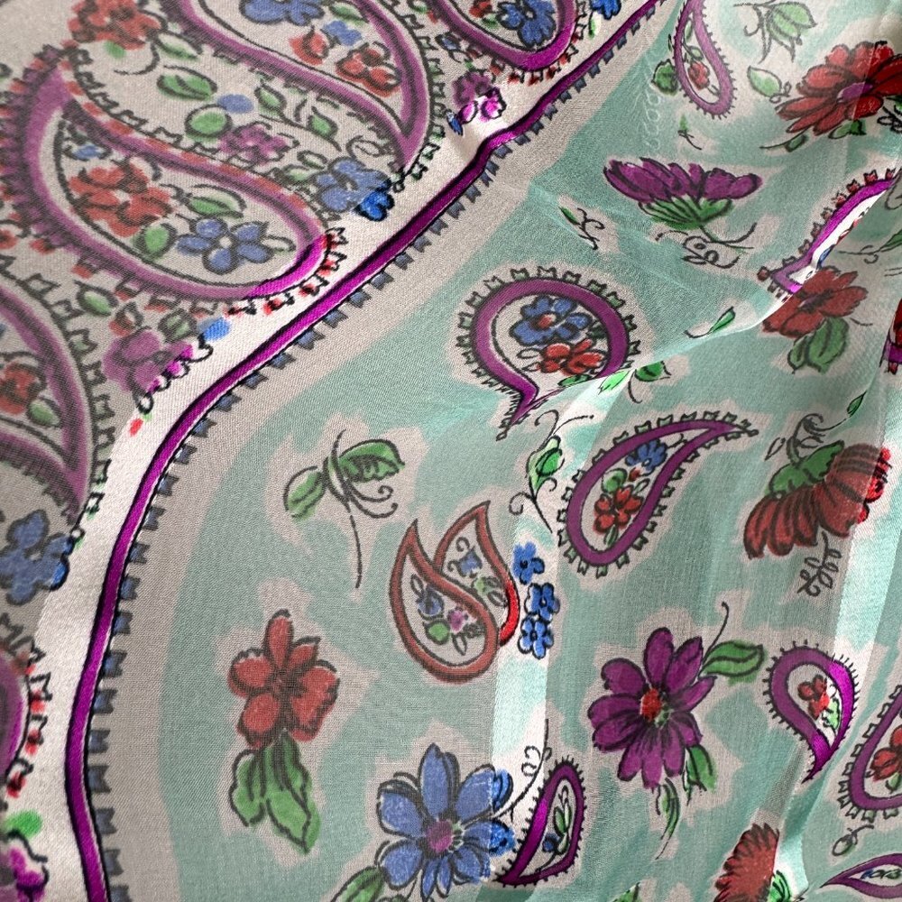 Vintage Scarf Silk Hand Rolled - Picture 4 of 8